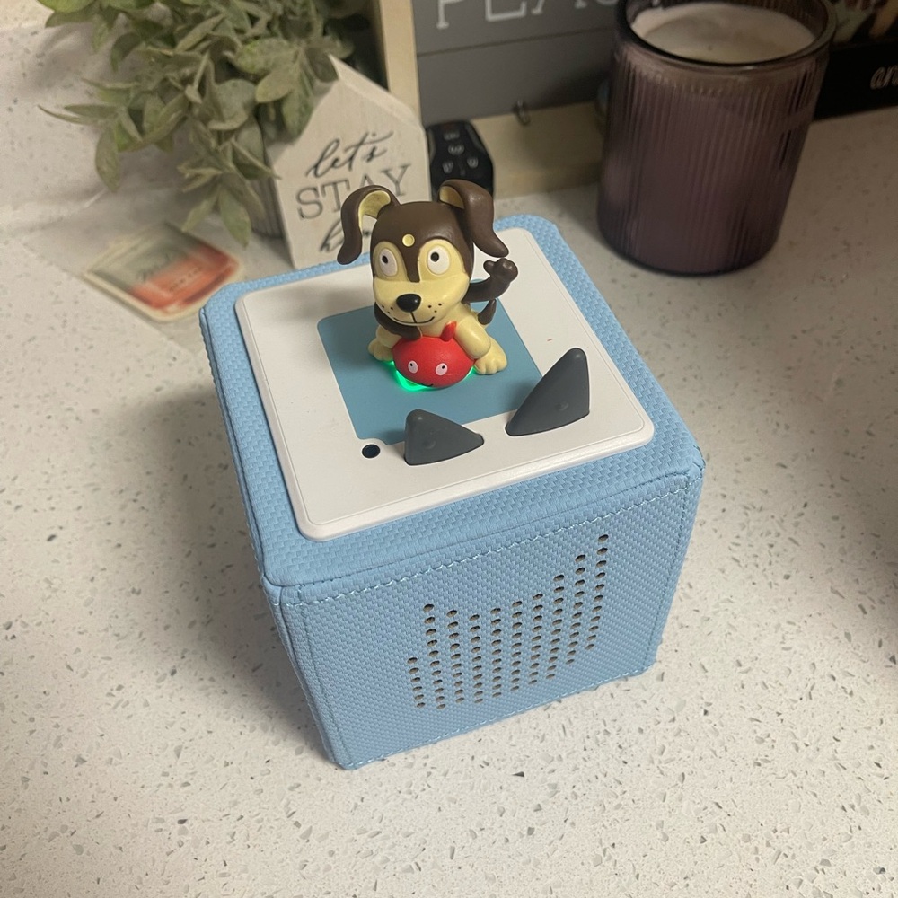 Interactive Blue Audio Toy with Dog Figure